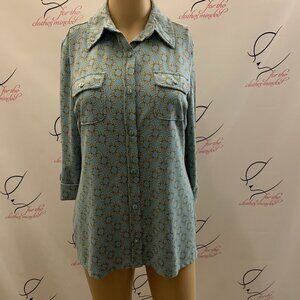 Charter Club. Size Small. Jersey 3/4 Tab Cuff Sleeve. Button Up Shirt. B73